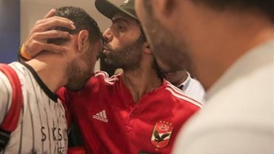 حقيقة الصلح بين حسين الشحات ومحمد الشيبي بعد واقعة الضرب بالقلم 