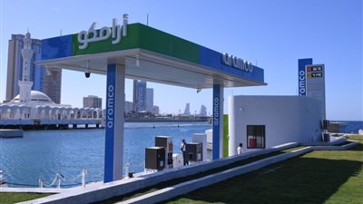 أرامكو السعودية تفتتح أول محطة بحرية لتزويد اليخوت بالوقود