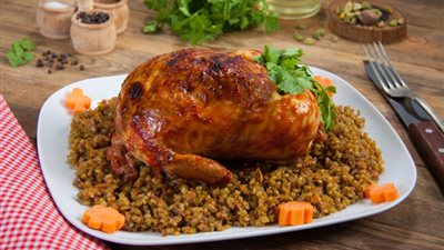  طريقة عمل الدجاج بالفريك على سفرة رمضان 2024