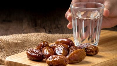 رمضان 2024.. هل يُرَخَّصُ الفطر لمن يداوم على السفر؟ مفاجأة في إجابة الإفتاء