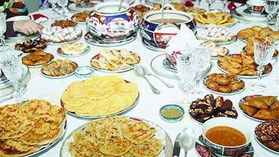 أمين الفتوى يكشف خطورة الإسراف فى تناول الطعام خلال رمضان 2024 (فيديو)