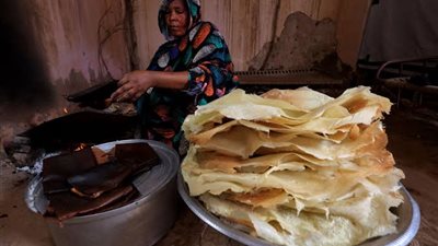 طقوس رمضان في السودان شكل تاني «فطائر المولا»
