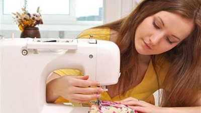 تفسير حلم الخياطة في المنام وعلاقته بالفرح والسرور