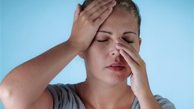 6 أطعمة تحميكي من الإصابة بحساسية الأنف وسيلان العيون في الربيع