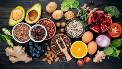 أطعمة تساعدك على عدم الشعور بالجوع والعطش في نهار رمضان 2024