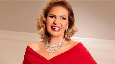 يسرا تروج لفيلمها «شقو» في مهرجان بيروت الدولي لسينما المرأة 