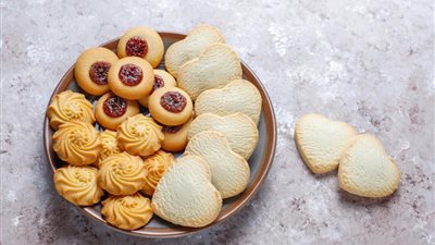 طريقة عمل بسكويت العيد بأقل التكاليف