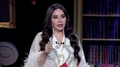 لجين عمران تكشف سبب إخفاء هوية زوجها وتفاصيل فيديو الرقص المسرب