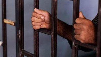  حبس مسن في الفيوم بتهمة هتك عرض فتاة قاصر وحملها سفاحا