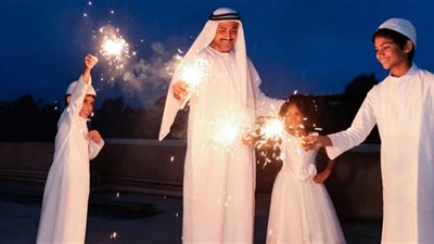 عطلة مدفوعة الأجر لهذه الفئات في عيد الفطر المبارك بالإمارات