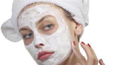 5 وصفات طبيعية تساعدك على تقليل دهون البشرة (إنفوجراف)