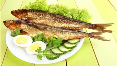 طريقة جديدة لتقديم الفسيخ والرنجة على سفرة عيد الفطر 2024 