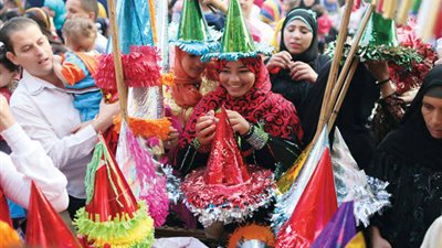 عيد الفطر في مصر بشكل تاني «عيدية وأفراح» 