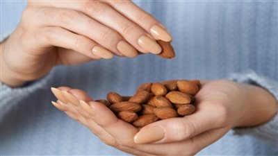 5 فوائد لتناول اللوز في رمضان 2024 تفوق توقعاتك