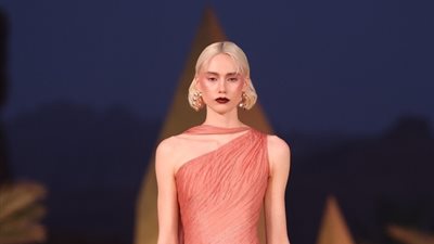 اللبناني رامي قاضي يستعرض مجموعة ربيع / صيف 2024 بالعلا السعودية 