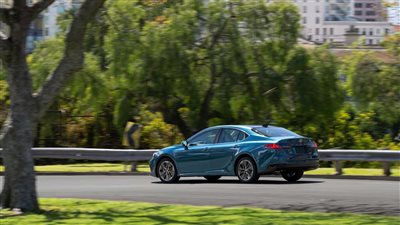 تويوتا تطرح أحدث موديلاتها كامري 2025 بسعر خرافي (صور) 