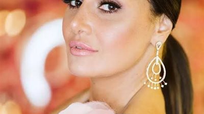 مدير أعمال حلا شيحة يشكوها في نقابة المهن التمثيلية