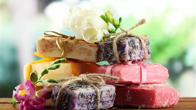 تفسير حلم الصابون في المنام «بشارة بالحصول على أموال كثيرة»