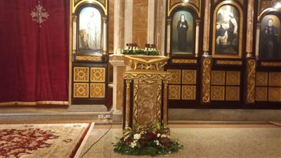 احتفالًا بأحد السعف.. أنوار كاتدرائية السمائيين تتلألأ في سماء شرم الشيخ (صور)