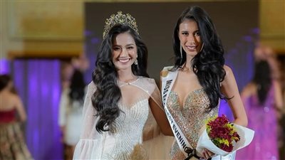 ملكة جمال الفلبين تحصد جائزة أفضل فستان سهرة (صور)