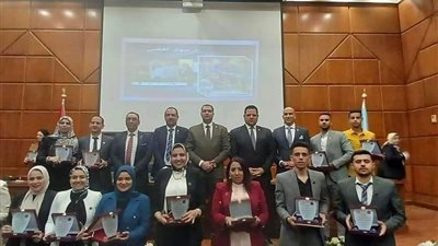 شرين الهواري سفيرة للوعي التكنولوجي بجنوب سيناء (صور)