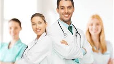 للأطباء.. تفاصيل وشروط الحصول على قرض لحديثي الزواج