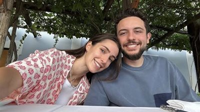 شاهد الأميرة رجوة في أول ظهور لها بعد الحمل (فيديو)   