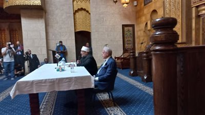 محافظ جنوب سيناء ووزير الأوقاف يفتتحان أعمال تطوير مسجد الصحابة بشرم الشيخ