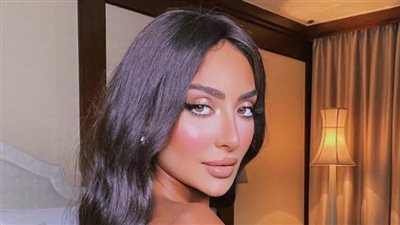 نور الغندور تخطف الأنظار بفستان الزفاف الأبيض (صور) 