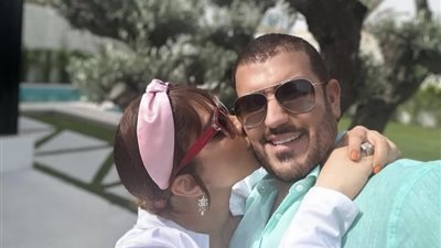 أول رد من أصالة بعد أنباء انفصالها عن زوجها فائق حسن  