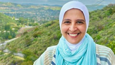 منال الصيفي : حنان ترك صديقتي وتولت غسل جثمان والدتي زهرة العلا 