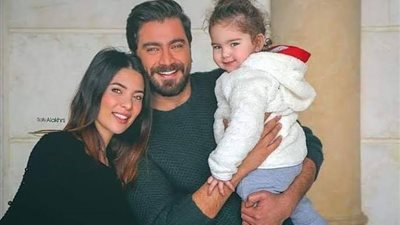 ابنة معتصم النهار تضع والدها في موقف محرج (فيديو)   